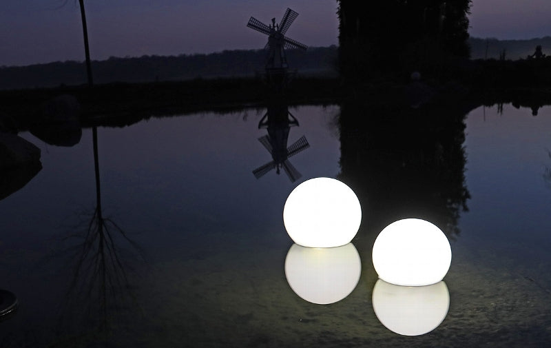 LED Solar Kugelleuchte 25cm Ø neutralweiße LEDs, IP44