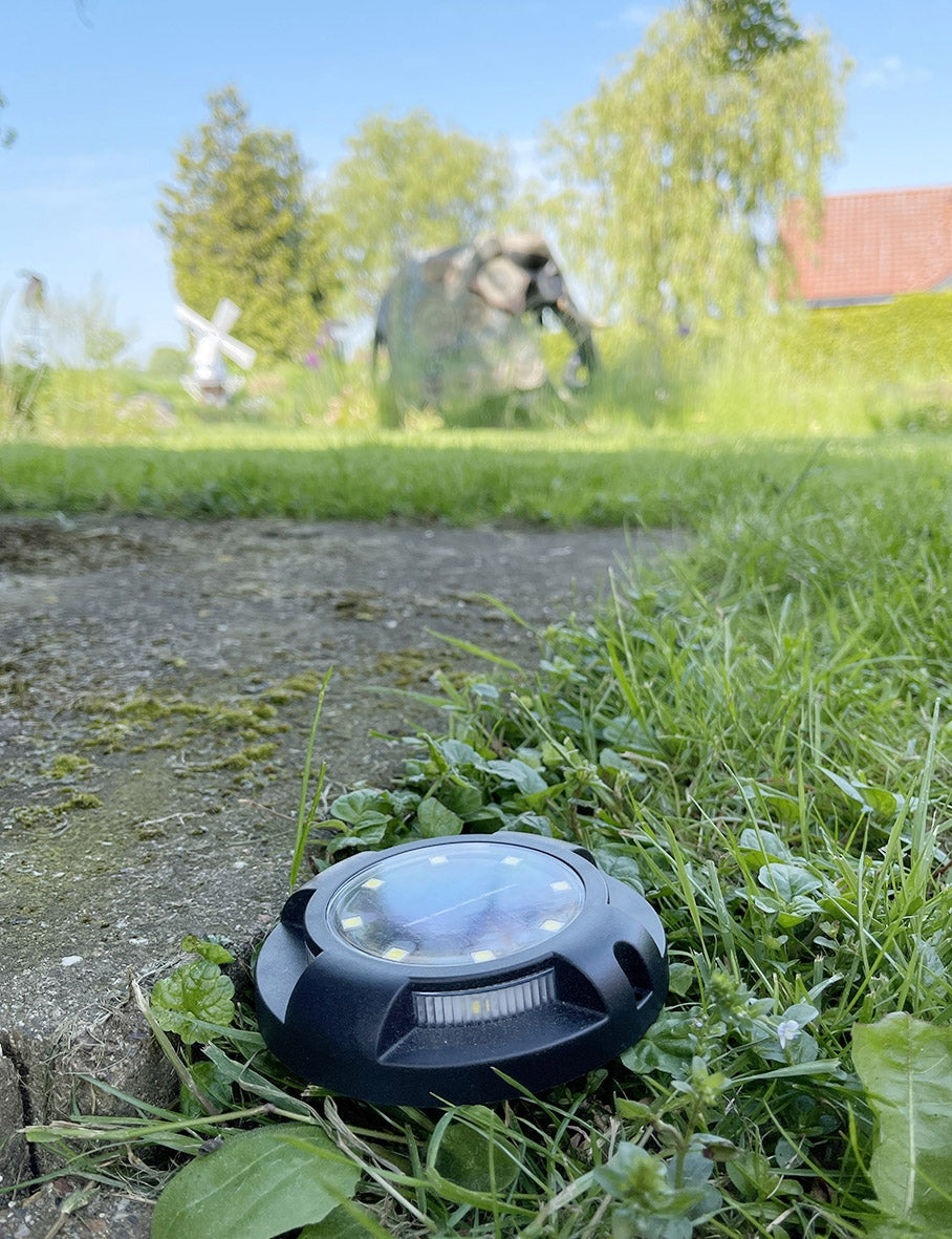 LED Solar Bodenleuchte "SGL604" IP65, 600mAh Akku