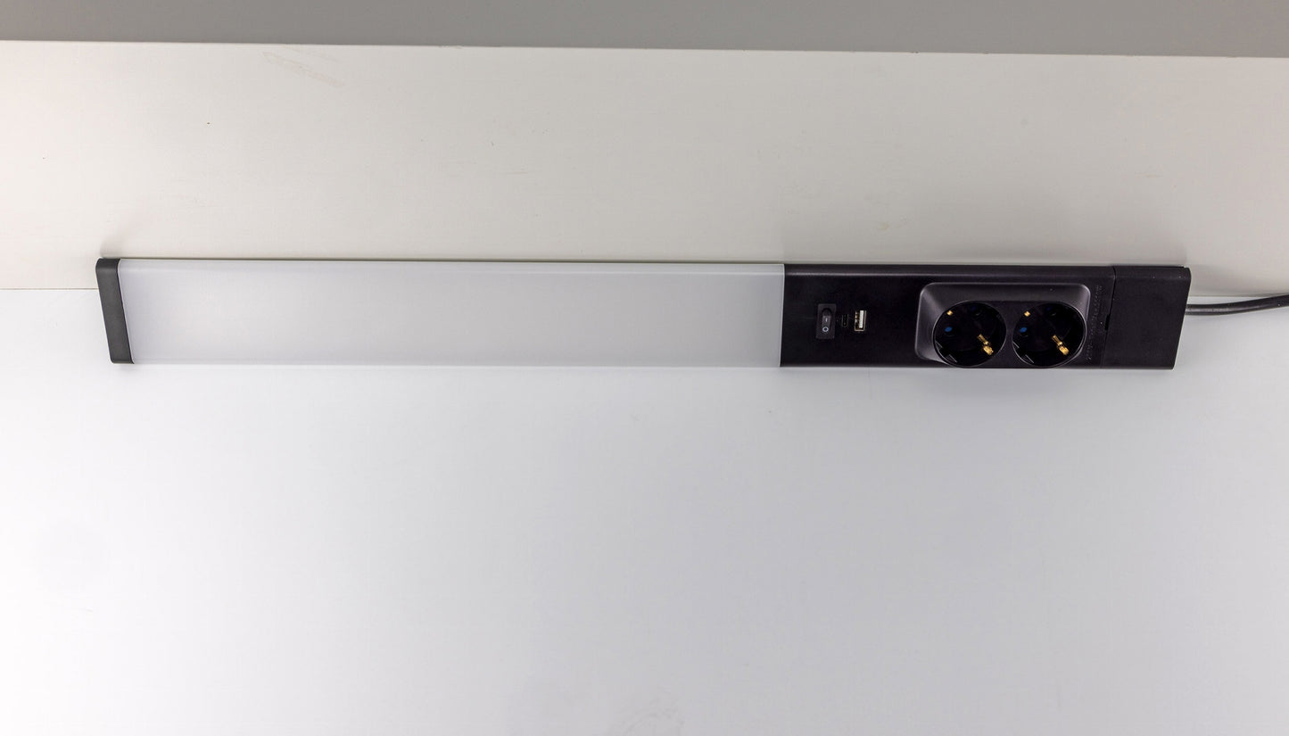 LED Unterbauleuchte "Arusha" schwarz USB A+C PD, 60cm, Licht warmweiß