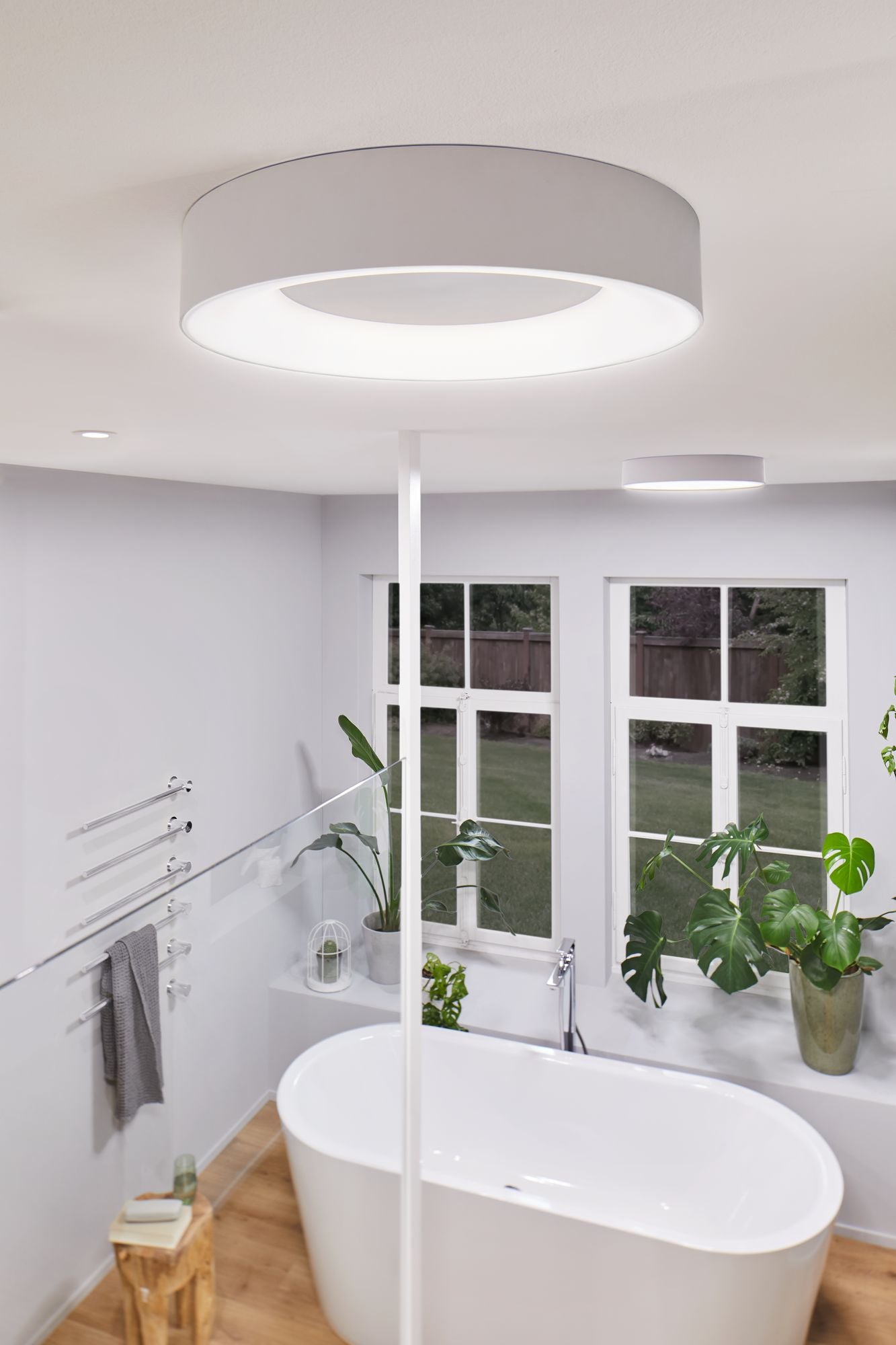 Paulmann WallCeiling HomeSpa Casca IP44 WhiteSw Deckenl LED 1x23W 400mm Ws 230V Met/Kst