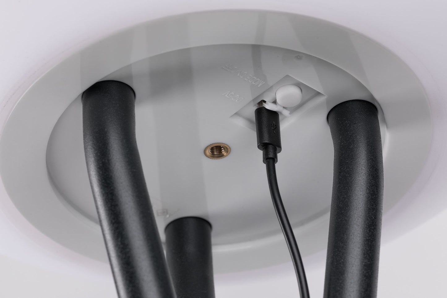 Paulmann Outdoor Mobile Stehleuchte Trivet IP44 3000K 180lm 5V ladbar mit USB dimmbar
