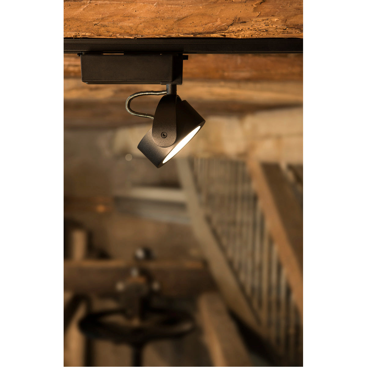SLV KALU LED Strahler für 1Phasen Hochvolt-Stromschiene, 3000K, schwarz, 60°, inkl. 1 Phasen-Adapter