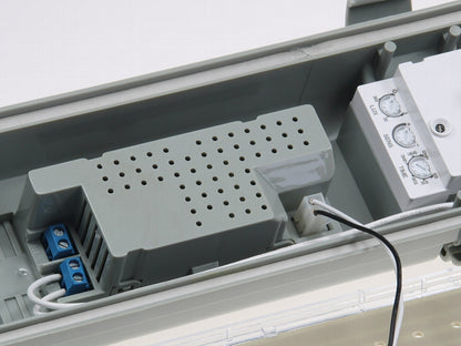 LED Deckenleuchte "HORTA", IP65 18W, 1350lm, 4000K, HF-Bewegungsmelder