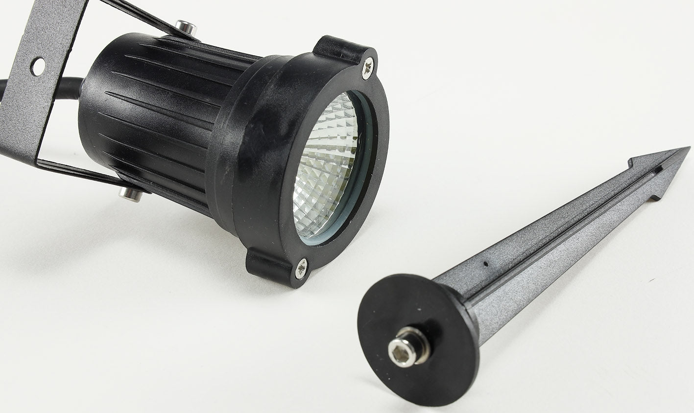 LED Gartenleuchte "CT-GS5" warmweiß 5W, 230V, 1,5m Kabel+Erdspieß, schwarz