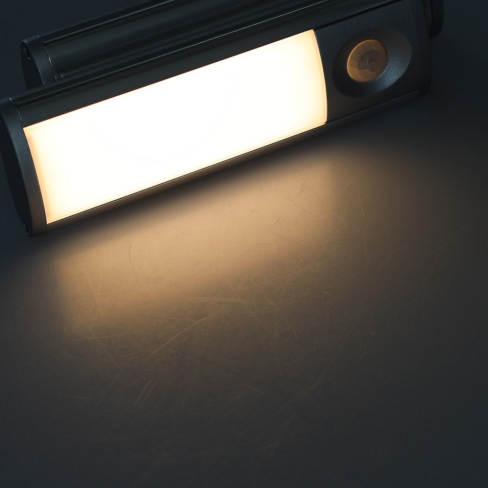 LED Akku-Leuchte PIR Sensor "MAL-12 ww" 12x4x2cm, 1W, 60lm, Alu, warmweiß