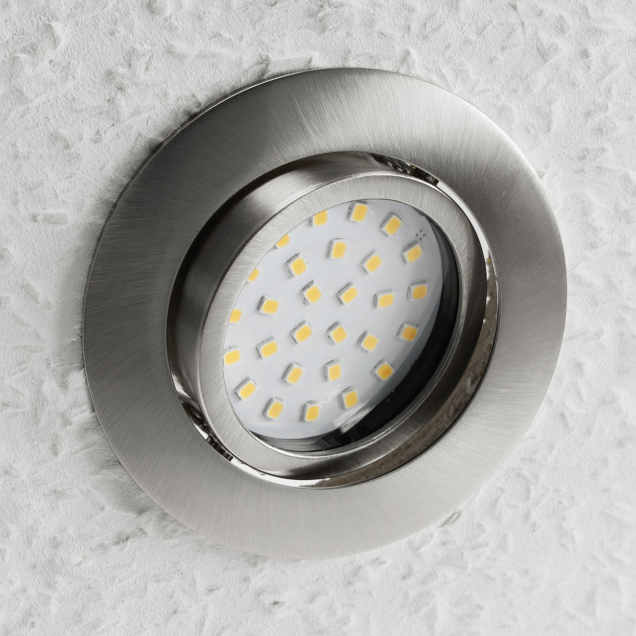 LED Einbauleuchte 4Watt, warmweiß Ø82mm, 330Lm, 2900k, schwenkbar