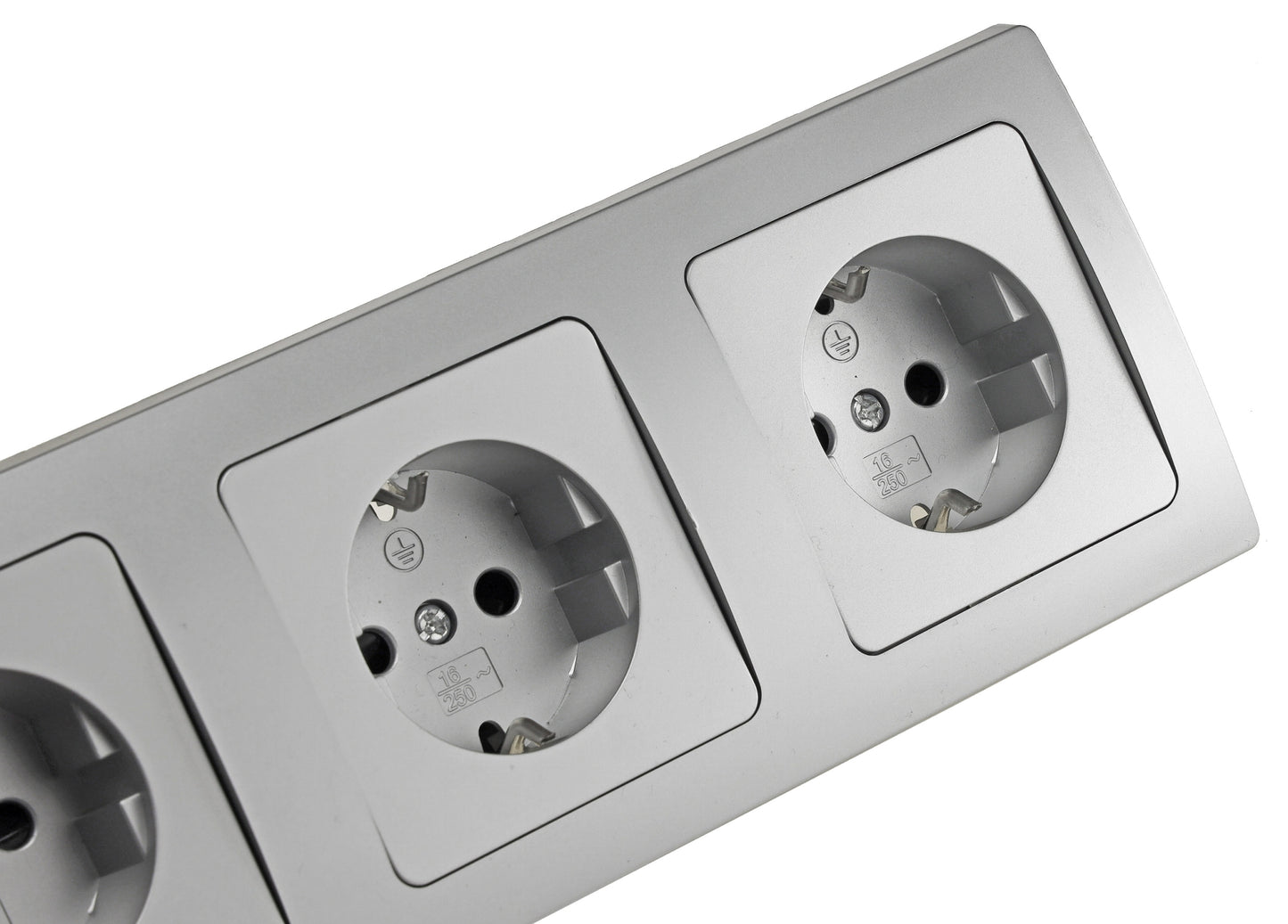 DELPHI Starter 3 Steckdo.+ 3-fach Rahmen 250V~/ 16A, Klemmanschluss, silber