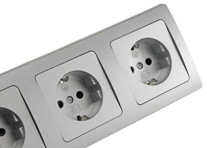 DELPHI Starter 3 Steckdo.+ 3-fach Rahmen 250V~/ 16A, Klemmanschluss, silber
