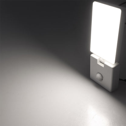 LED Wandleuchte "PORTAO" 4000K 15W, 1100lm, PIR-Bewegungsmelder, IP44