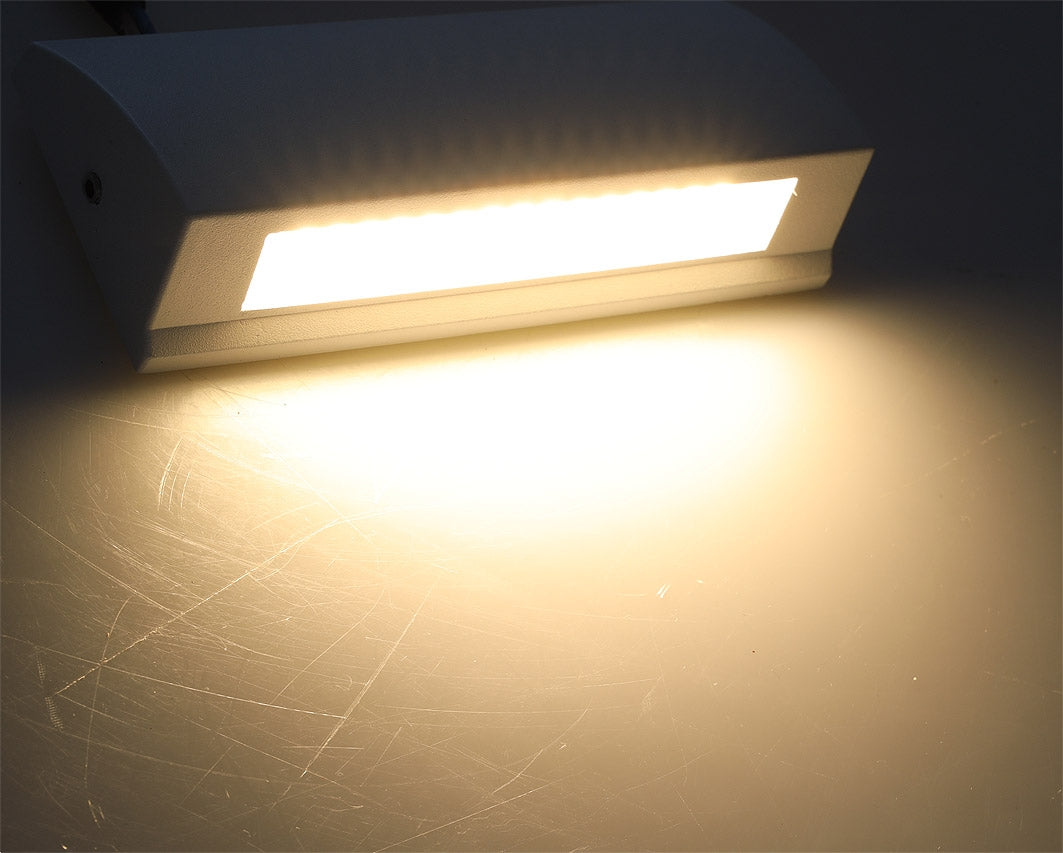 LED Wandleuchte "BARCAS 6" IP54, 7W, 340lm, 3000K, warmweiß