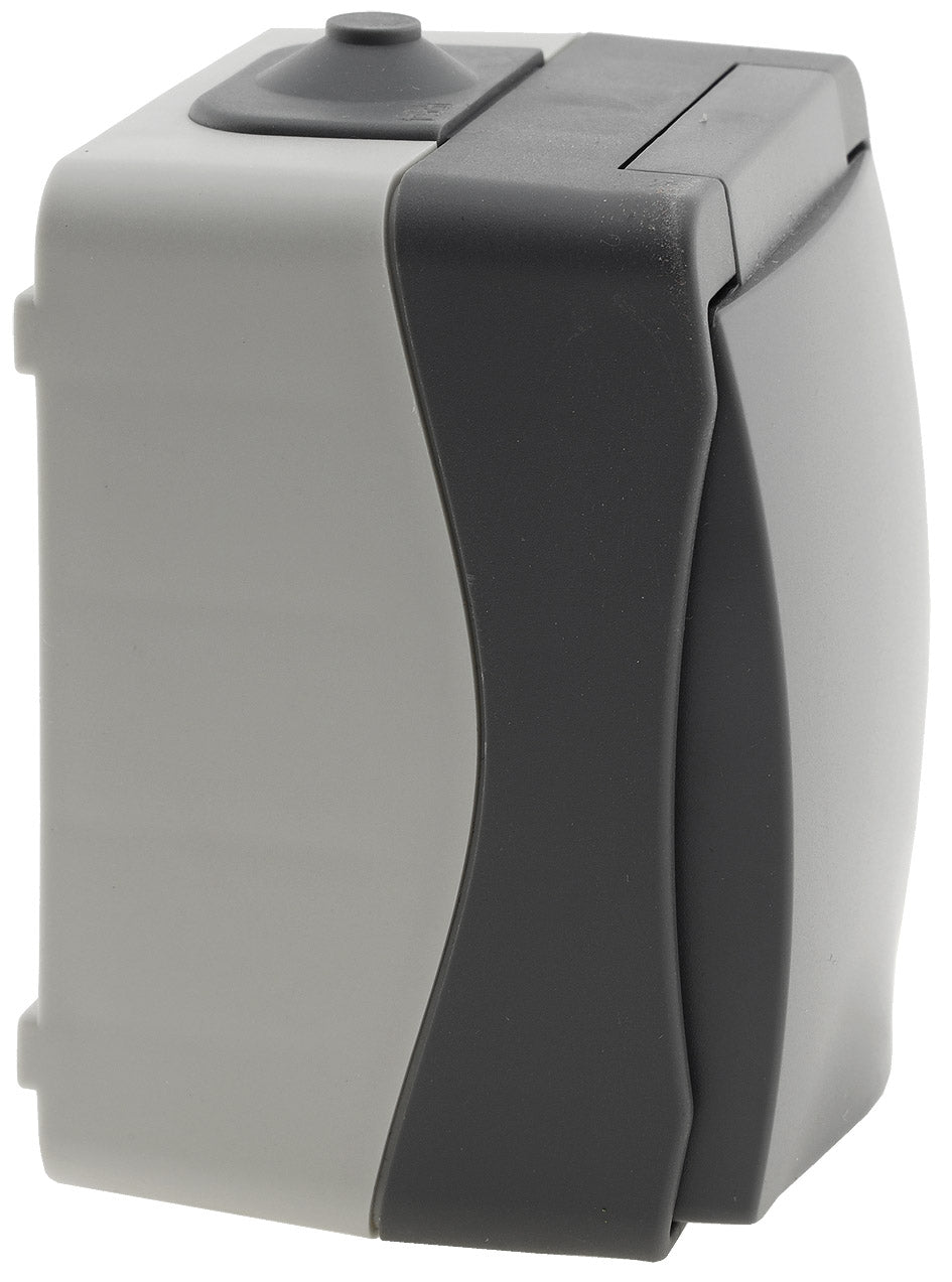 NUQUI Feuchtraum Steckdose IP54, Aufputz, 250V~/ 16A