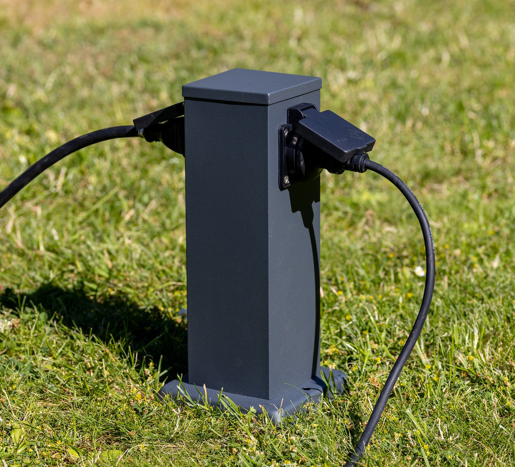 Steckdosensäule 2-fach, IP44, Anthrazit 250V~/ 16A, 13x13x27cm