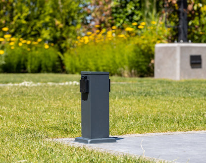 Steckdosensäule 2-fach, IP44, Anthrazit 250V~/ 16A, 13x13x27cm