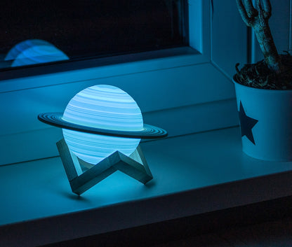 Dekoleuchte "3D Saturn"15cm Ø integr. Li-Akku, IR-Fernbedienung