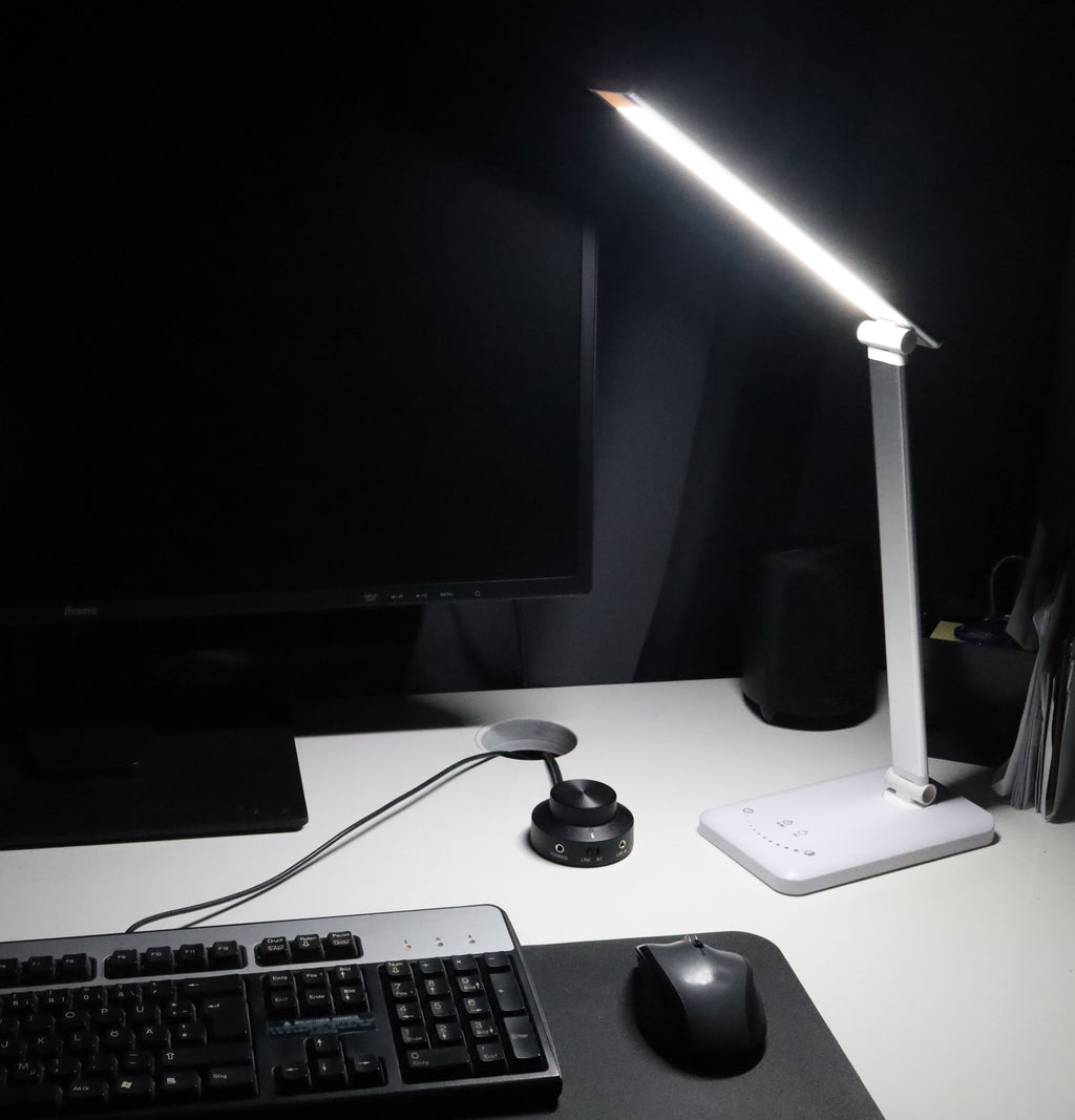 LED Schreibtisch-Leuchte, dimmbar LIchtfarbe einstellbar, 8W, 550lm