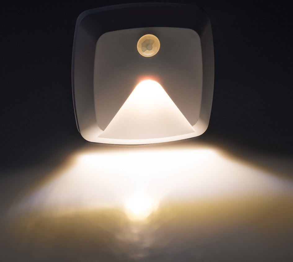LED Treppenlicht mit Bewegungsmelder Batteriebetrieb, 3x AAA, warmweiß
