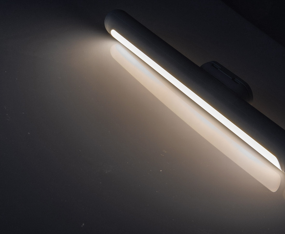 LED Leuchte mit Bewegungsmelder Akku aufladbar, Magnethalter, 4000k
