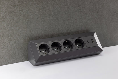 4-fach Steckdosenblock, USB-A+C, schwarz 250V~/ 16A, Aufbaumontage, USB 3,1A, PD