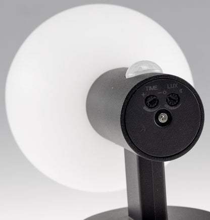 LED Wandleuchte "LAMU" mit PIR-Sensor IP65, 15W, schwarz, 4000k / neutralweiß