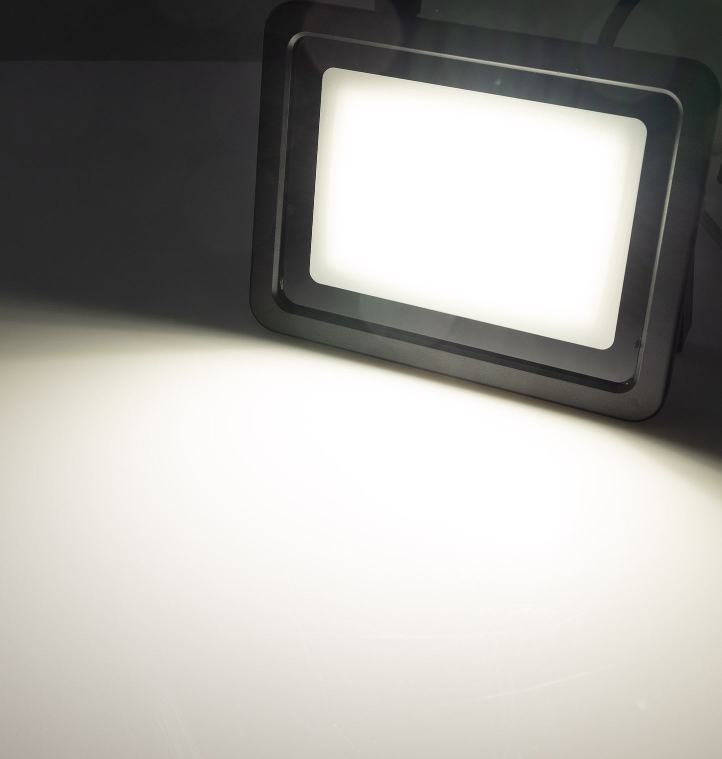 LED-Fluter "CTF-OB 50" IP65, 47W, 4739lm, 4000K neutralweiß