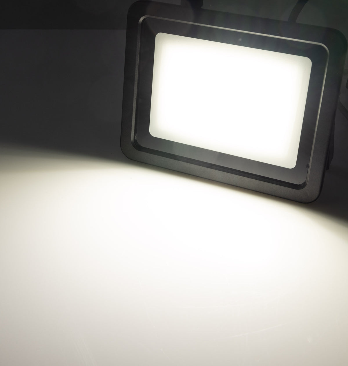 LED-Fluter "CTF-OB 50" IP65, 47W, 4739lm, 4000K neutralweiß