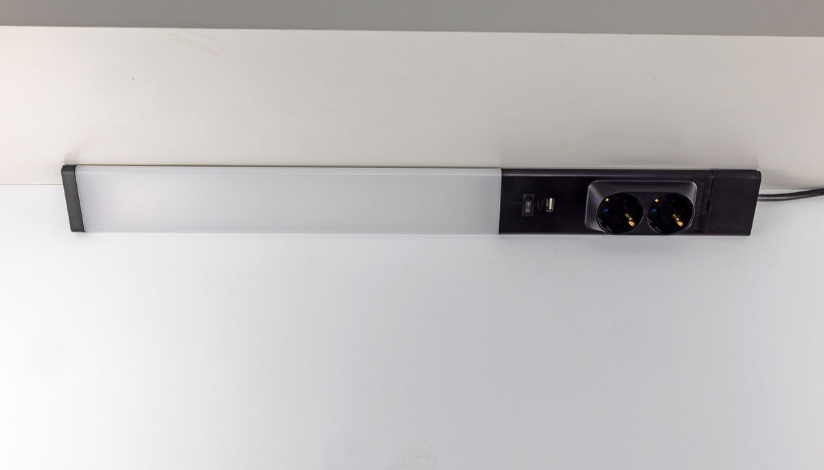 LED Unterbauleuchte "Arusha" schwarz USB A+C PD, 60cm, Licht neutralweiß