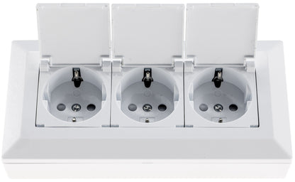 3-fach Steckdosenblock, weiß 250V~/ 16A, Aufbaumontage mit Klappen