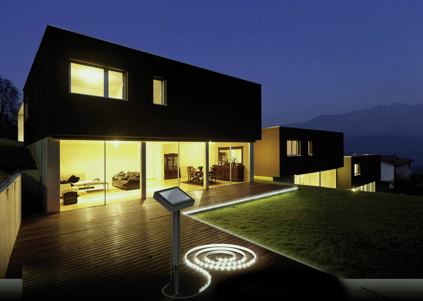LED Solar LED-Stripe 3m, warmweiß 3000K IP44, Dämmerungssensor