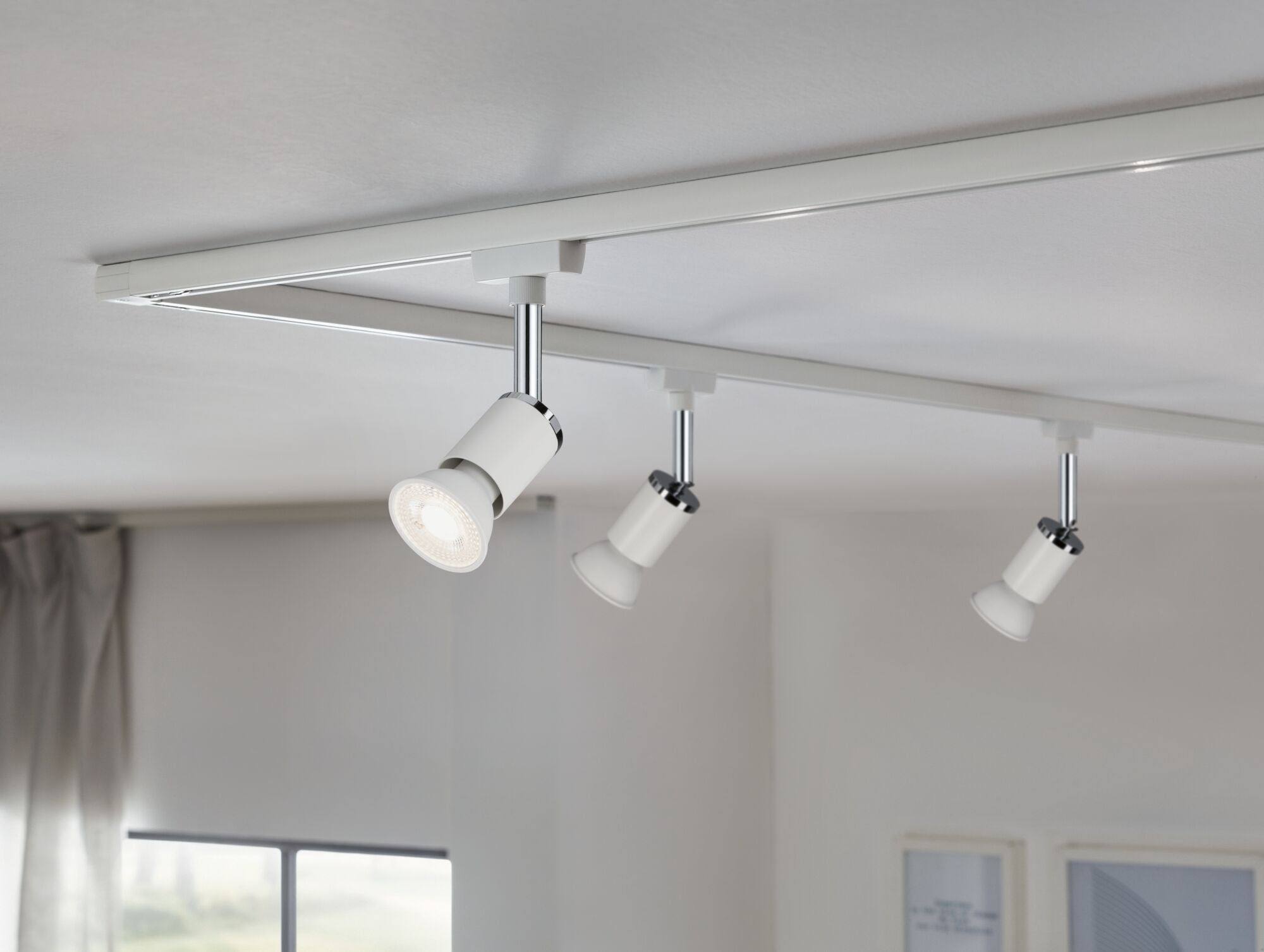 Paulmann Standard 230V LED Reflektor 750lm 8W 2700K dimmbar Weiß matt