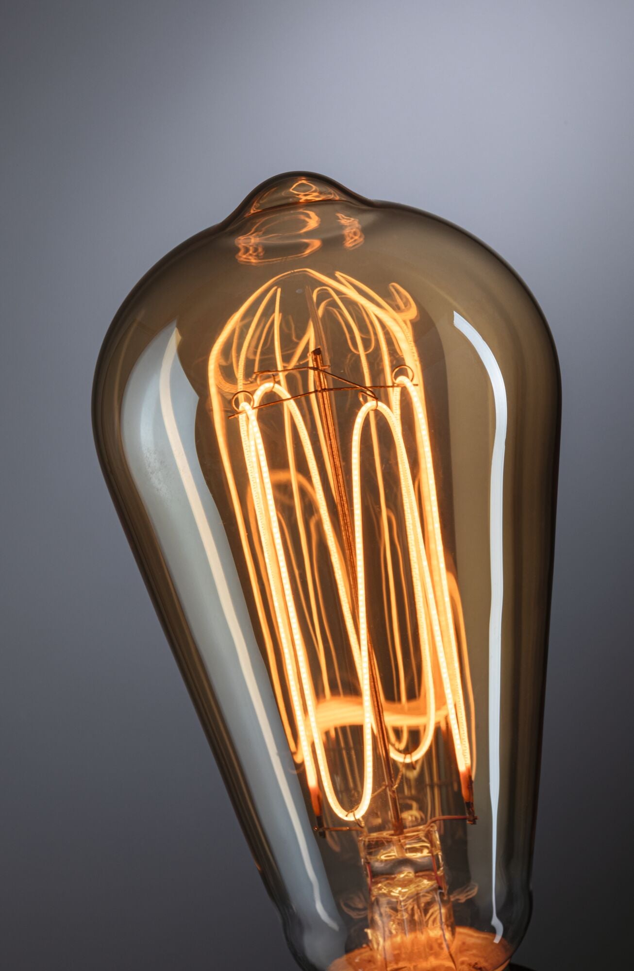 Paulmann Rustic Shine Standard 230V LED Kolben Filament in I-Form 300lm 4,2W 1800K dimmbar Gold