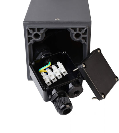 Stehleuchte Facado Socket Dunkelgrau 100 cm E27 Aluminium IP54 inkl 2 Steckdosen