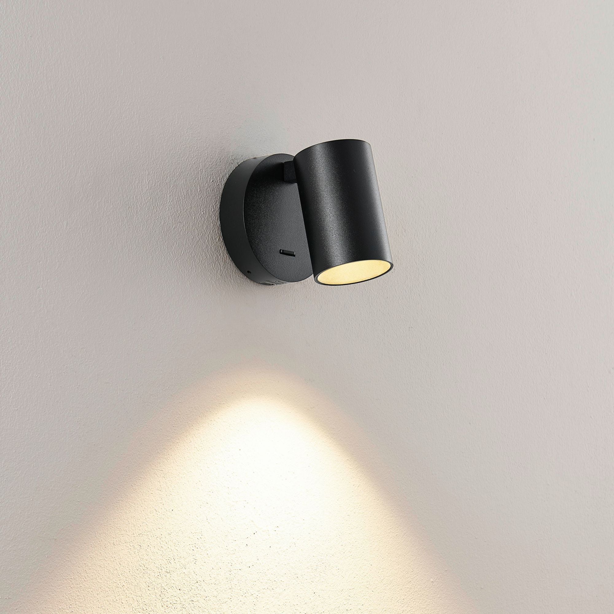 Deko-Light Can Tilt Round USB, 1x 7,5 W GU10, Schwarz