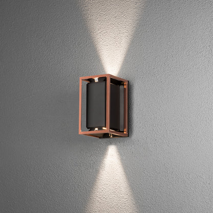 Konstsmide Vale Wandl. 2xGU10 schw/kupfer, verstellb. Lichtaustritt