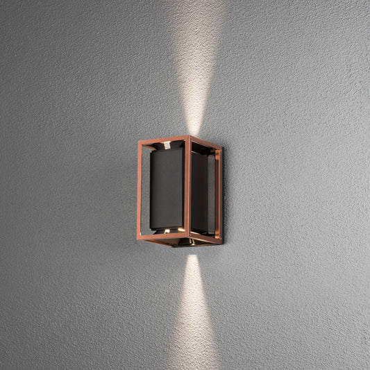 Konstsmide Vale Wandl. 2x5W LED schw/ku, verstellb.Lichtaustr., dimmbar
