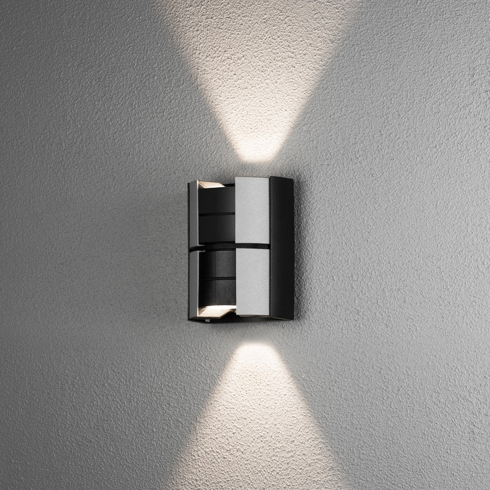 Konstsmide Vidar Wandl. 2x5W LED schw/sil, verstellb.Lichtaustr.,dimmb.