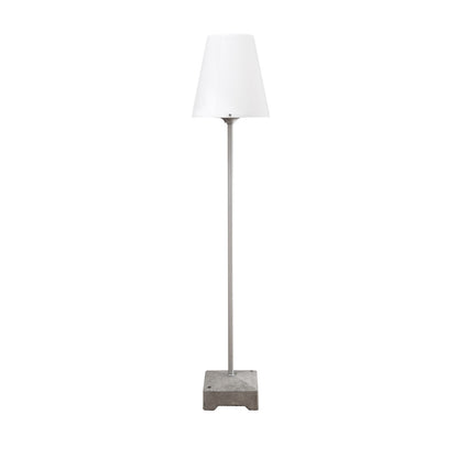 Konstsmide Stehleuchte Lucca, silbergrau lackiertes Aluminium