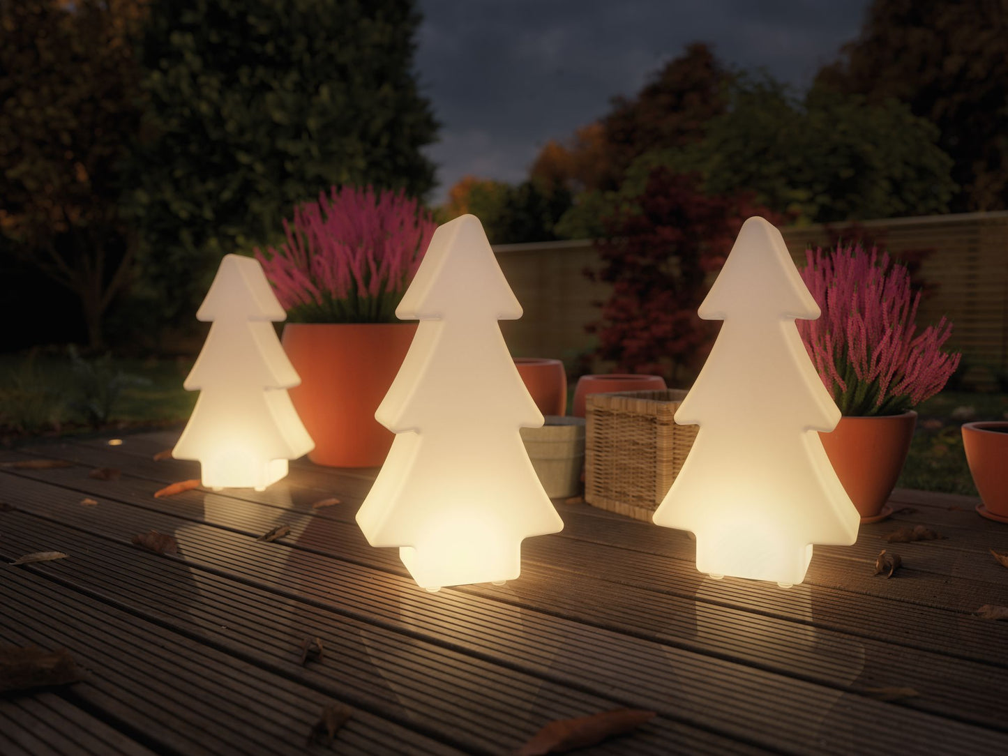 Paulmann Plug & Shine Weihnachts-Bundle Baum 3.000K IP44/67/68