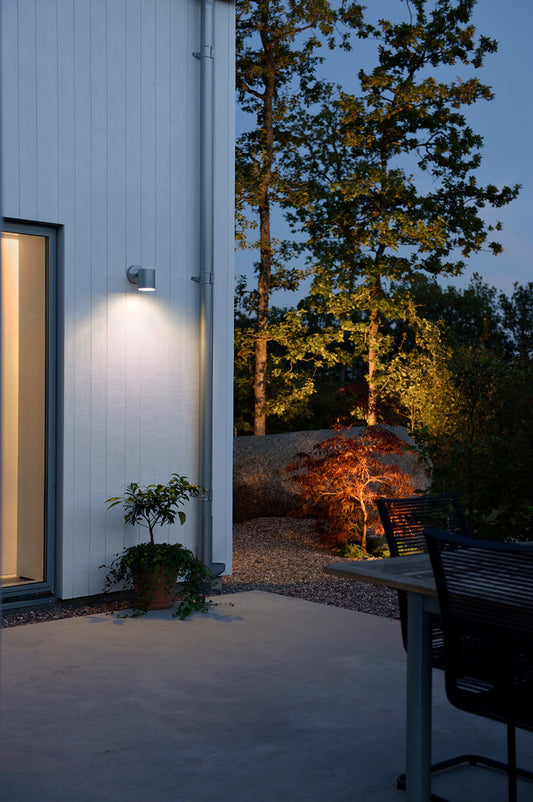 Konstsmide Ull Wandleuchte galvanisiert LED 1x8W schockresistent