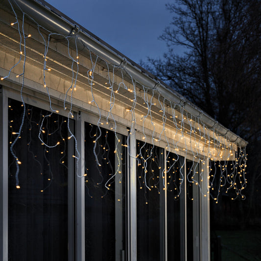 KONST SMIDE LED-Eislichtervorhang 200 bernsteinfarbene LED, inkl. Solar-Batteriebox