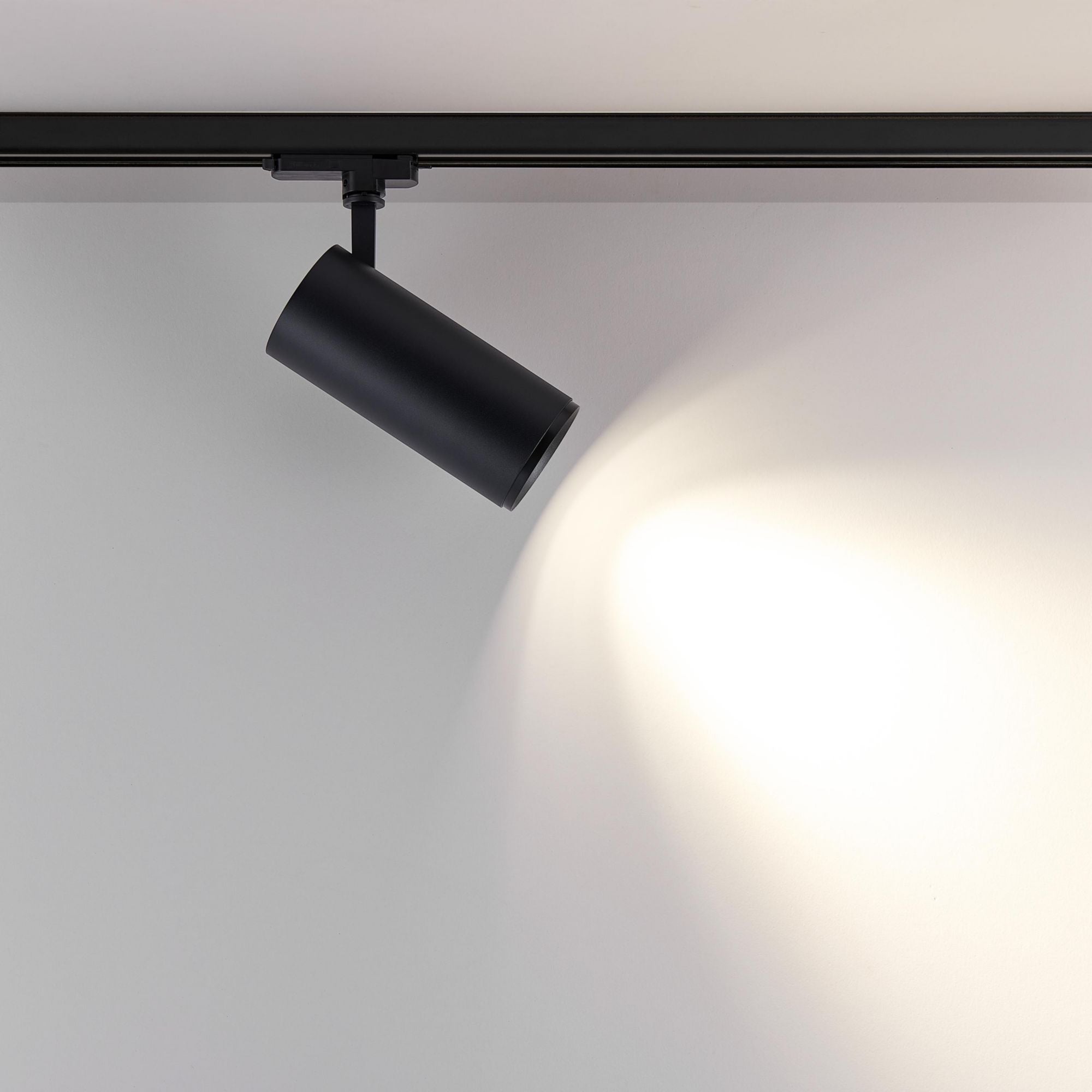 Deko-Light Lucea 40 Tilt, 40 W, DALI, 4000 K, Schwarz