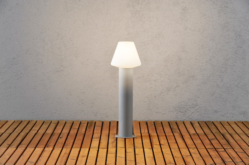 Konstsmide Wegeleuchte Barletta grau, opalfarbenes Acrylglas
