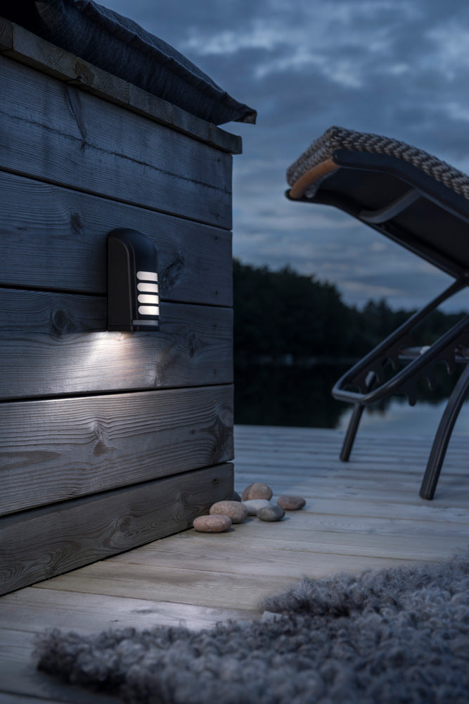 Konstsmide Prato Wandleuchte schwarz LED 0,24 W Batterie