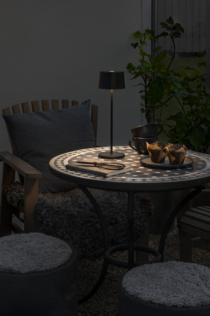 Konstsmide Positano LED USB-Tischleuchte schwarz, Farbtemperatur, dimm