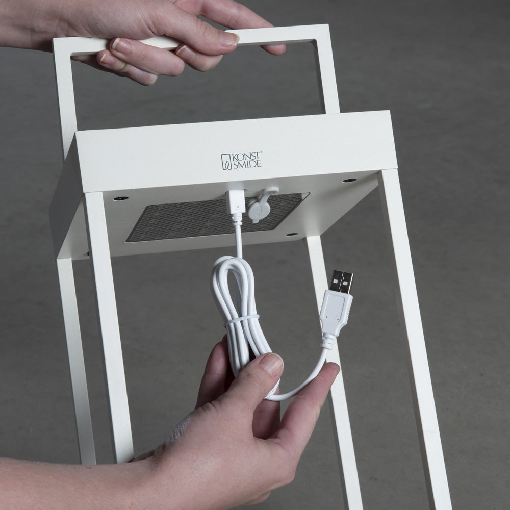Konstsmide Portofino LED Solar/USB-Laterne weiss, dimmbar, Dämmerungss