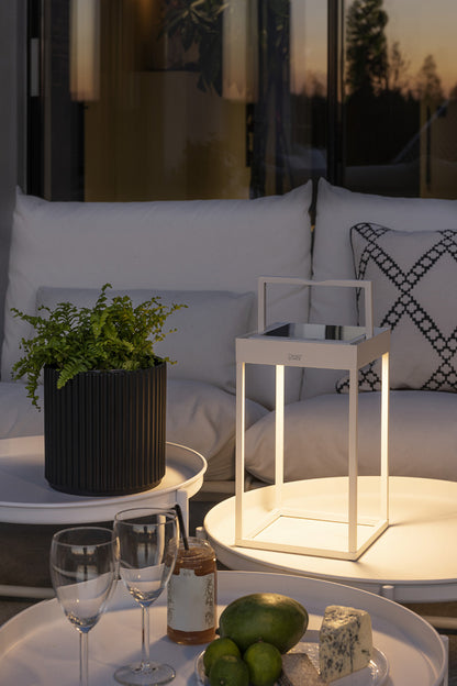 Konstsmide Portofino LED Solar/USB-Laterne weiss, dimmbar, Dämmerungss