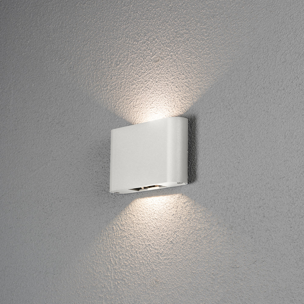Konstsmide Chieri Wandl. 2x6W LED weiss, verstellbarer Lichtaustritt