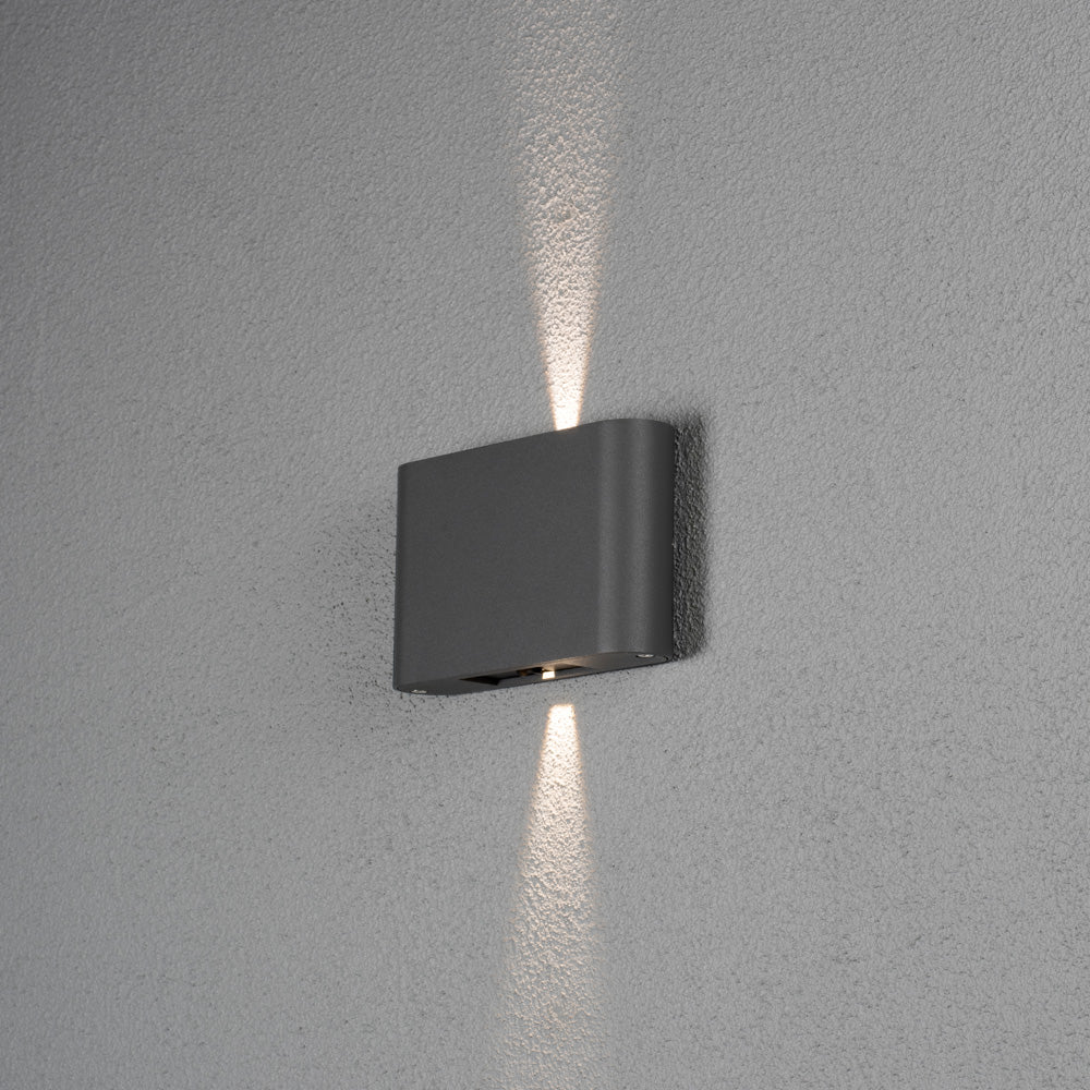 Konstsmide Chieri Wandl. 2x6W LED antrazit, verstellbarer Lichtaustritt