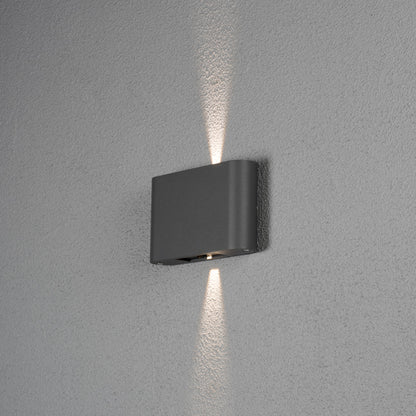 Konstsmide Chieri Wandl. 2x6W LED antrazit, verstellbarer Lichtaustritt