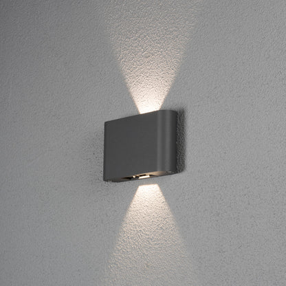 Konstsmide Chieri Wandl. 2x6W LED antrazit, verstellbarer Lichtaustritt