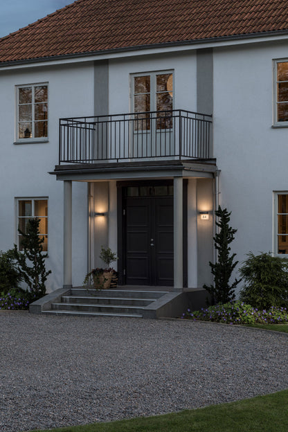 Konstsmide Monza Wandl. 2x4,5W LED anthrzi, IP54, inkl. 3x Ziffern 0-9